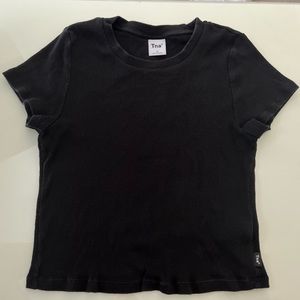 Medium Black TNA cropped t shirt.